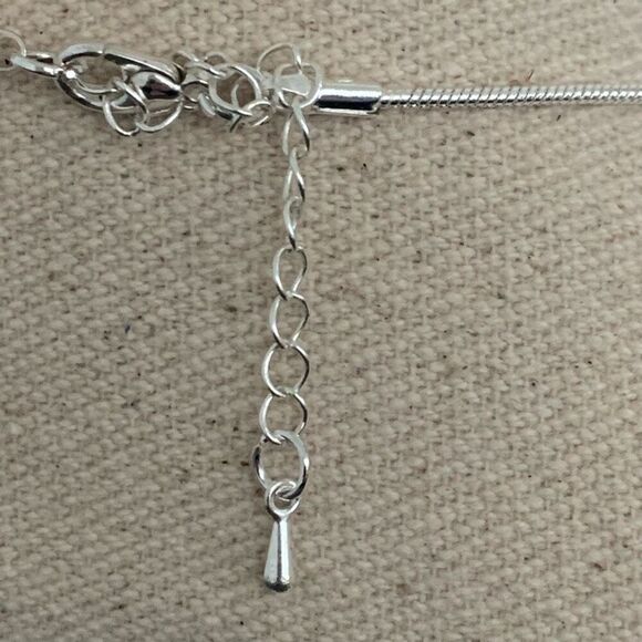 Infinity Heart Necklace with Swarovski Crystals, Sparkly Pendant, Gift-Ready NEW - Picture 8 of 9